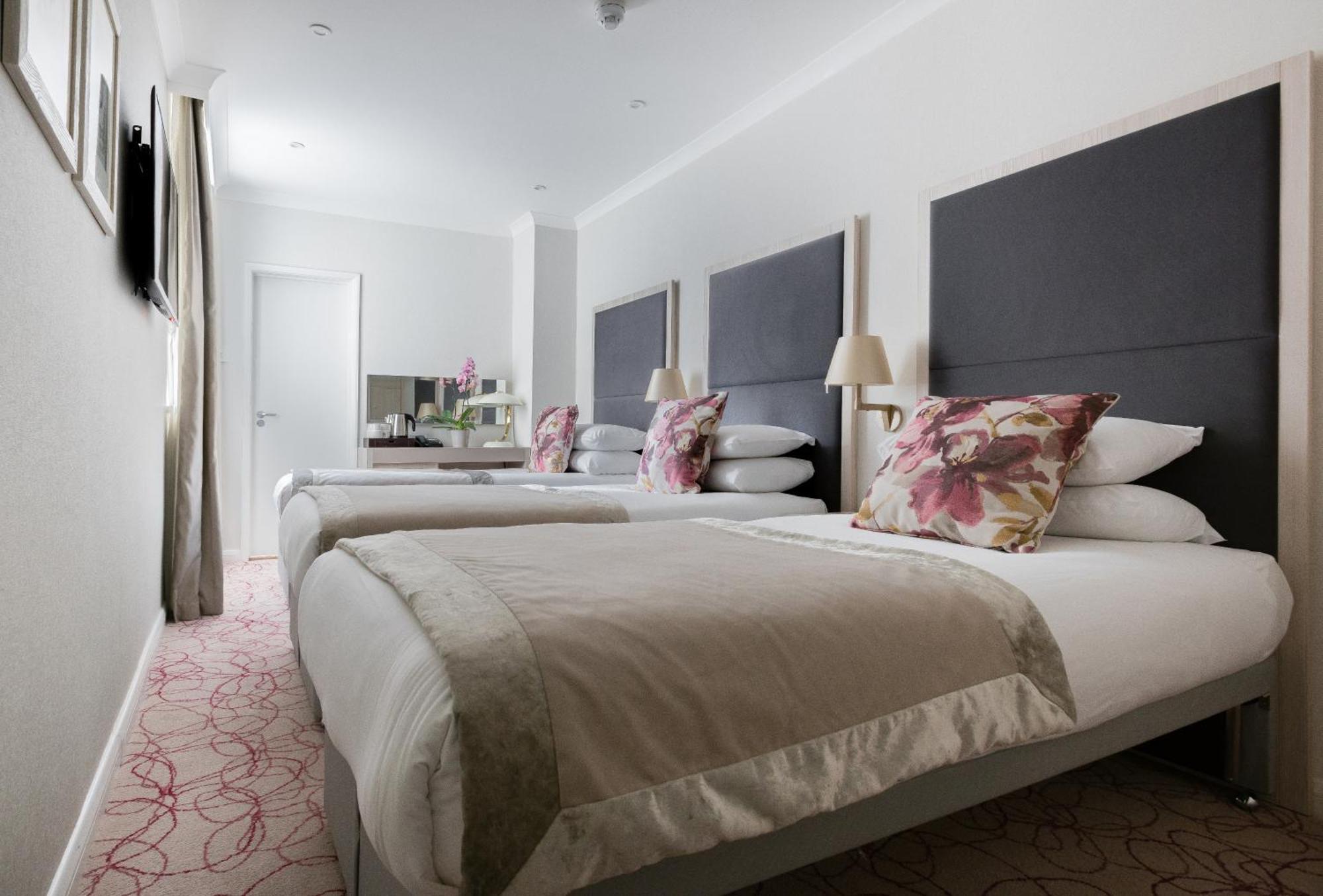 Triple Room,1215462997:JPEG